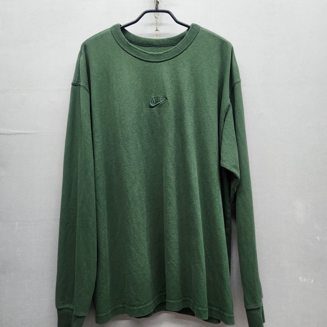 나이키 미들 로고자수 그린 롱슬리브 XL(XL) 상품이미지1