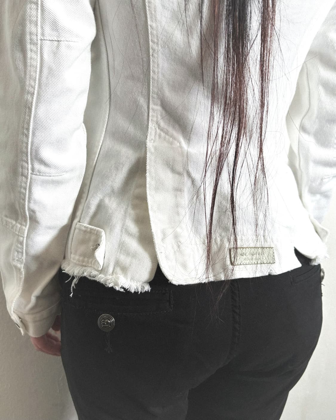 닐바렛 프리슈렁크 크롭컷 데님 트러커자켓 상품이미지5