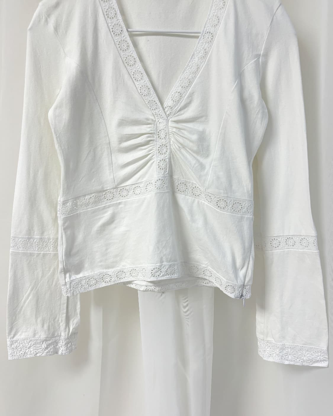 LALTRAMODA 레이스 트리밍 화이트 티셔츠 상품이미지4