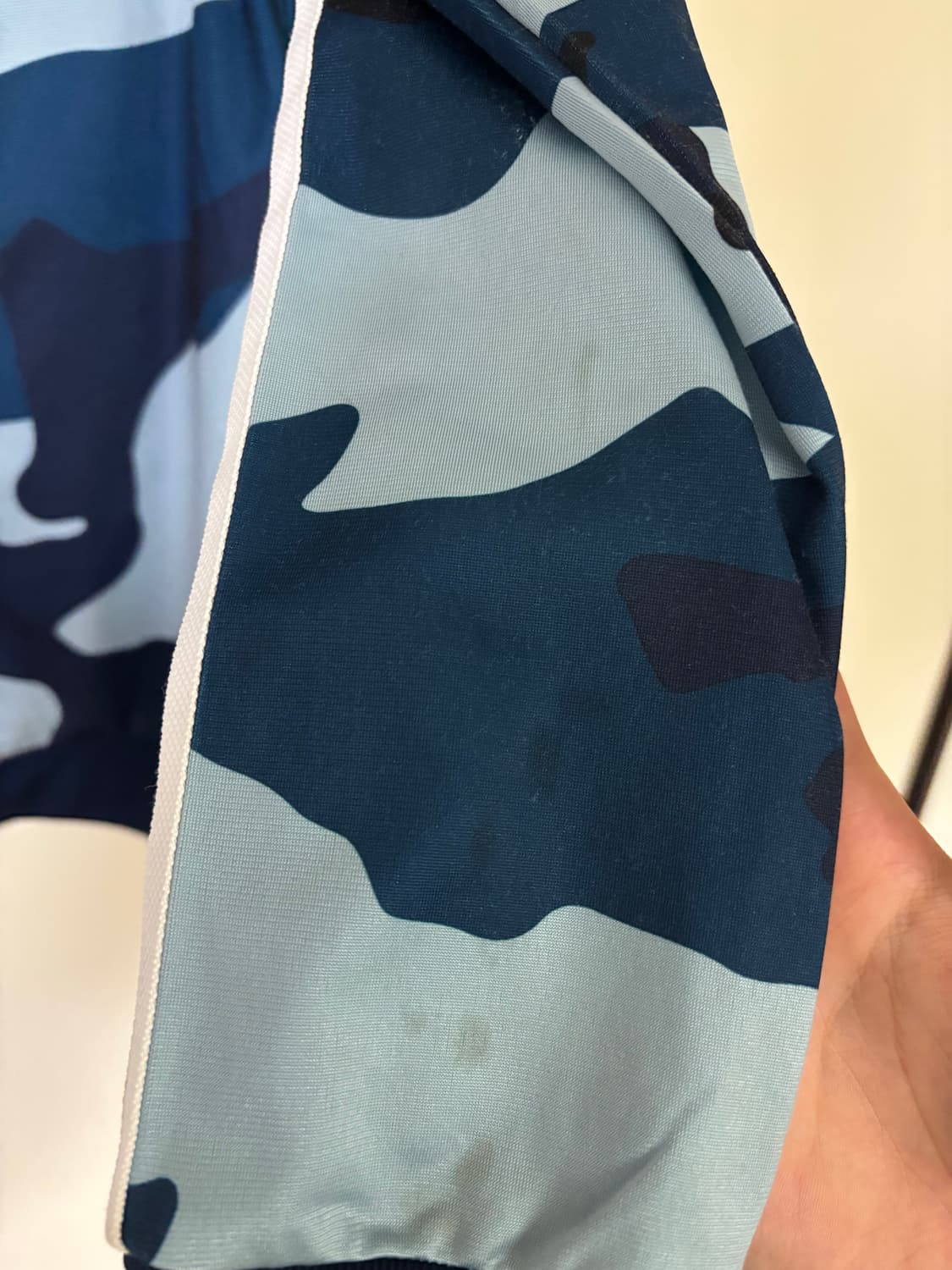 adidas camo sst zipup 상품이미지5