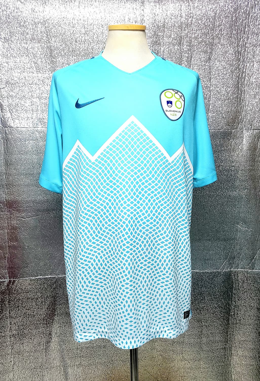 ♤필독♤ 16/17 슬로베니아 홈 🇸🇮 L 상품이미지1