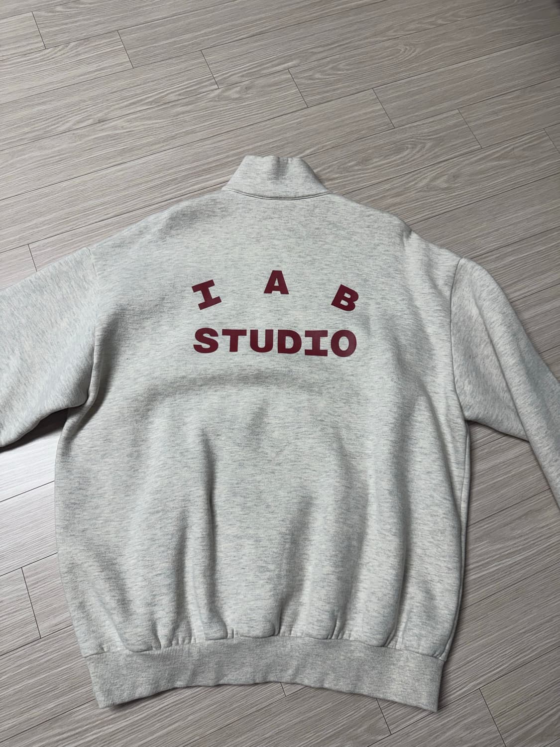 아이앱 스튜디오 하프 집업 오트밀 L 상품이미지1