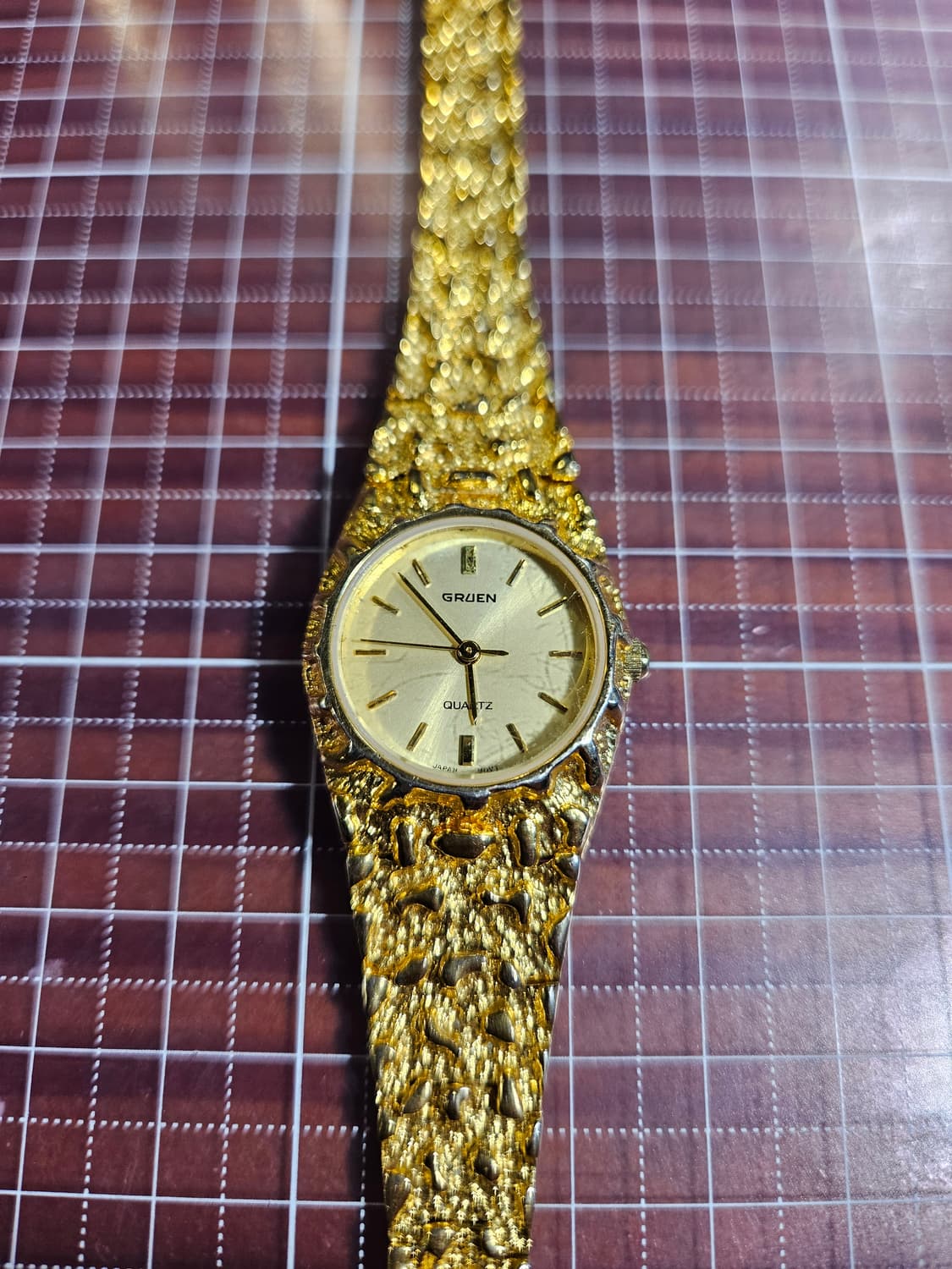 빈티지 gruen 여성용 너겟 금장 시계 쿼츠 판매합니다 상품이미지3