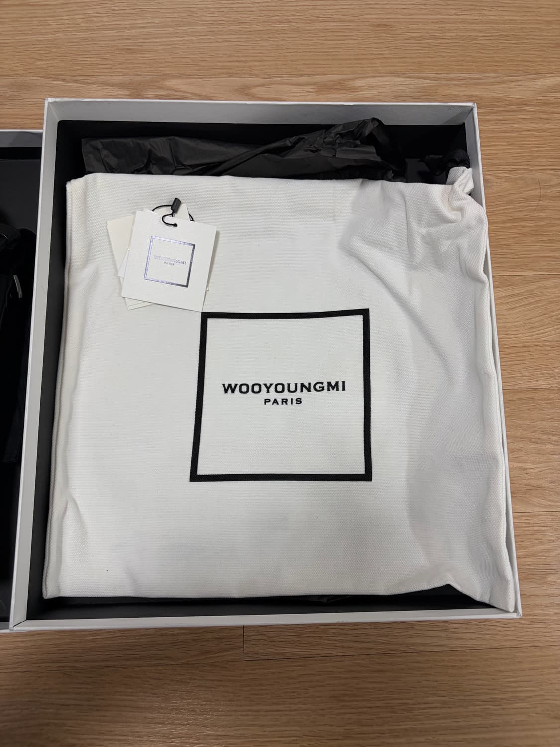 우영미 나일론 크로스바디 백 블랙 상품이미지6