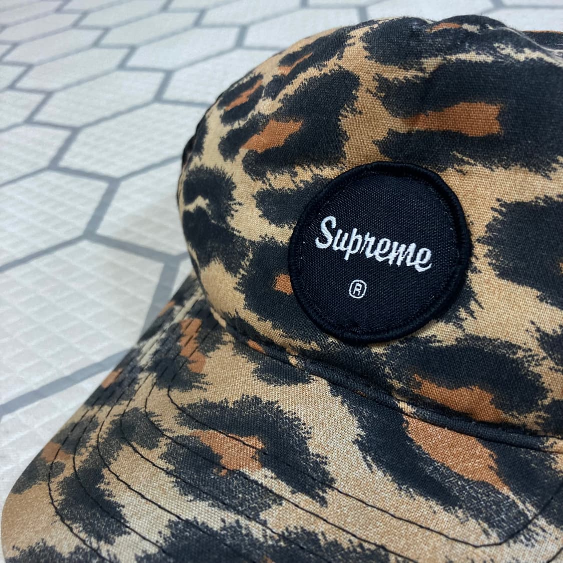 (os) 00s 슈프림 레오파드 트러커캡 블랙 상품이미지2