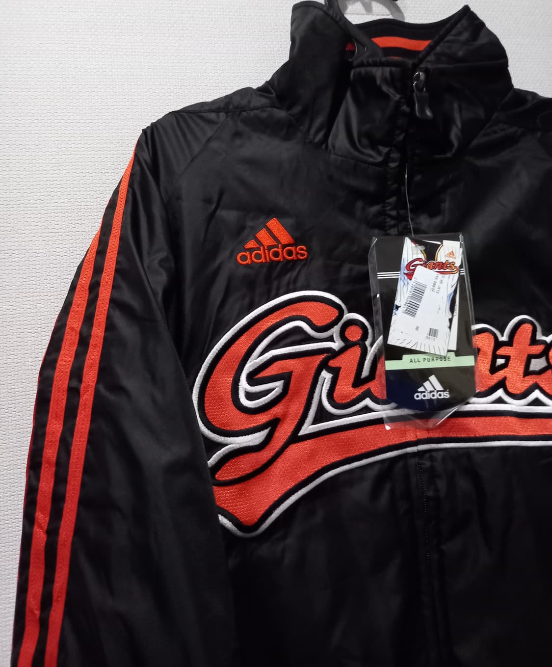 새상품 아디다스 롯데 자이언츠 베이스볼 춘추 자켓 블랙 90/S 상품이미지2