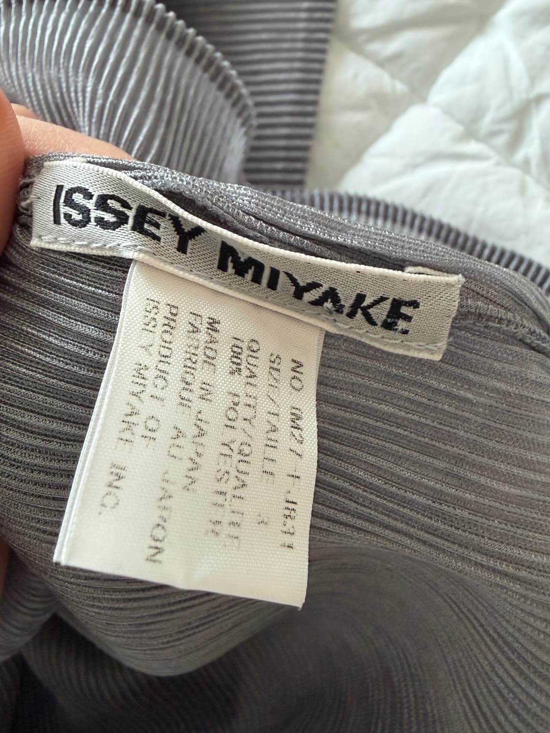 이세이 미야케 블라우스 상품이미지3