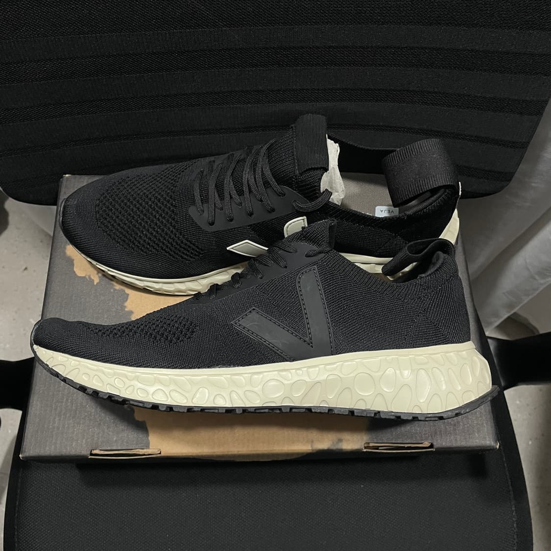 릭오웬스X베자/ 퍼포먼스 러너 스니커즈 블랙/ 44 상품이미지1