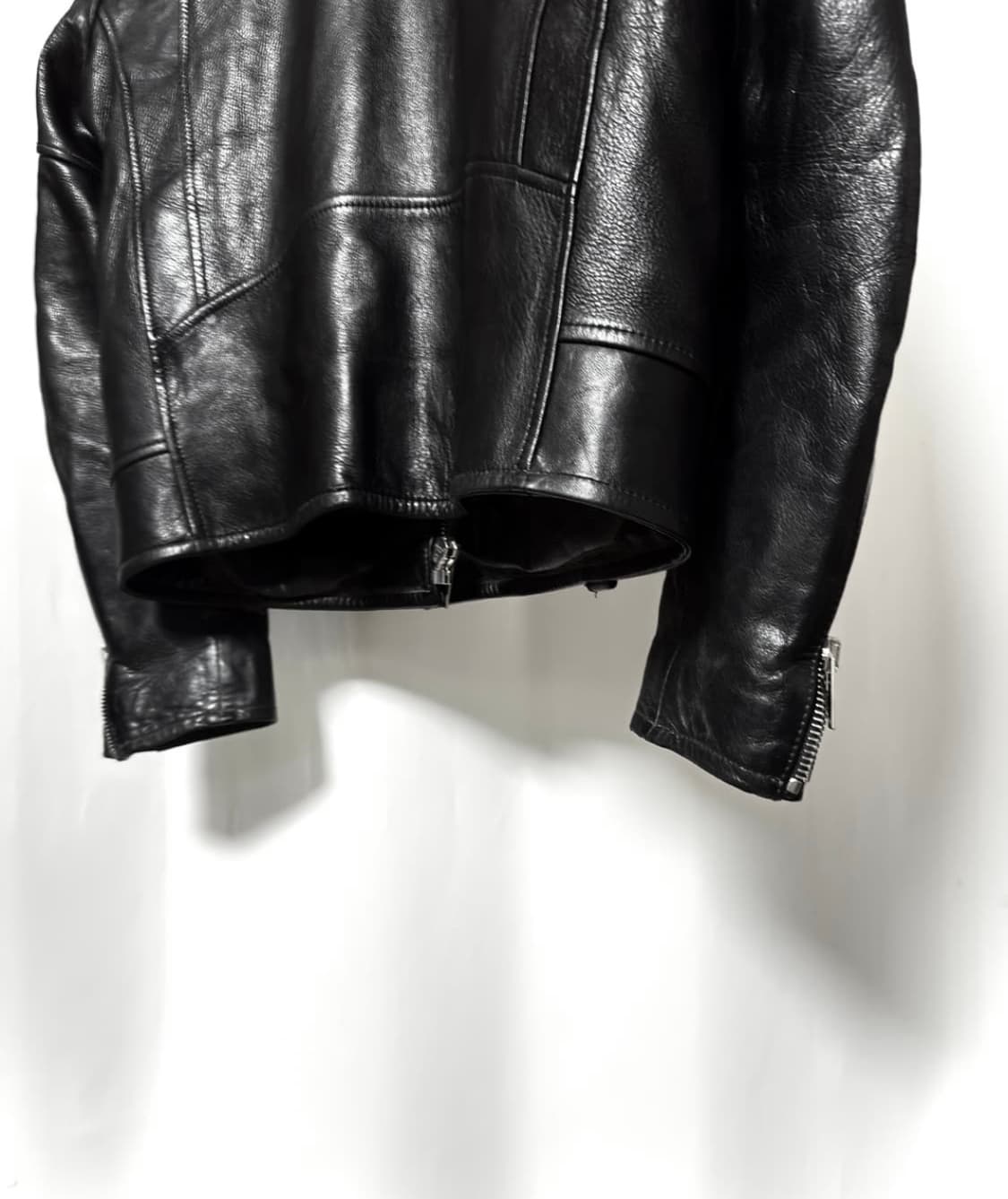 우영미 솔리드옴므 카프레더 자켓  상품이미지9