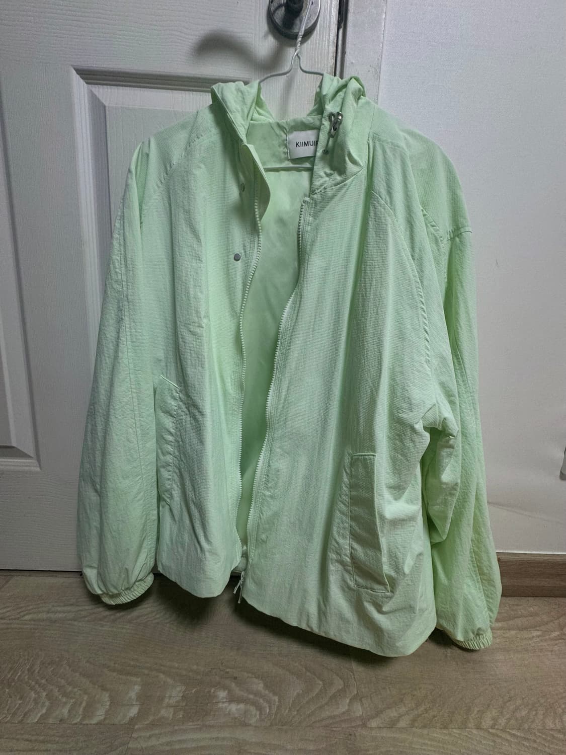 키뮤어 셔링 윈드브에이커 라임 M 상품이미지2