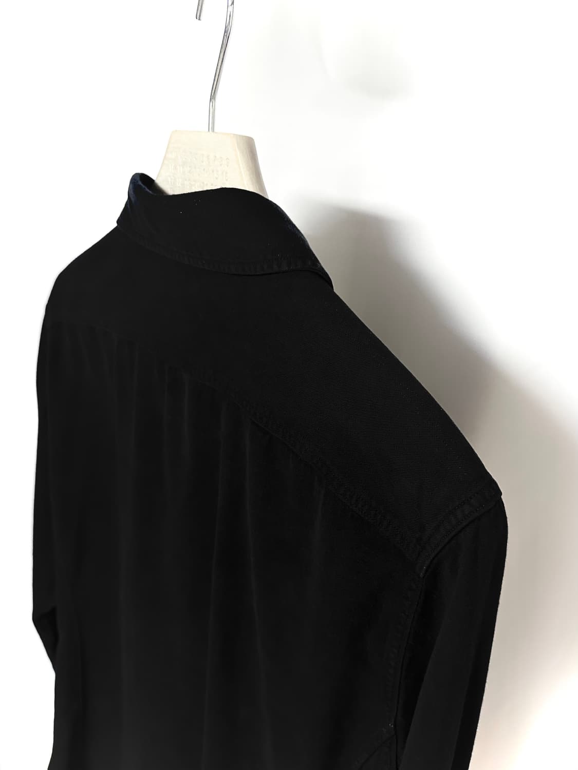TOM FORD “ Western 블랙 워시드 셔츠 상품이미지8