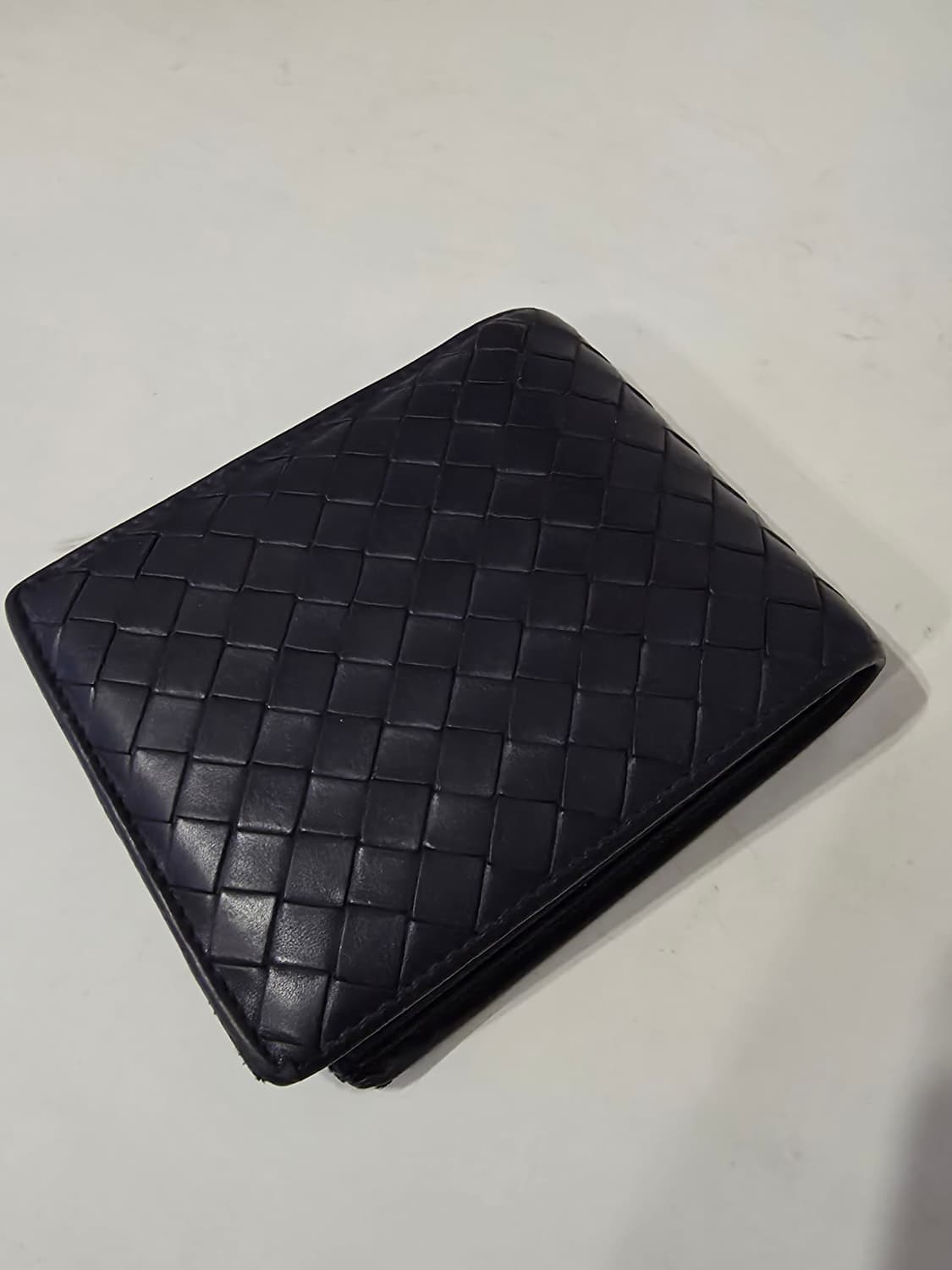 보테가 베네타 인트레치아 남성 반지갑 네이비 상품이미지3