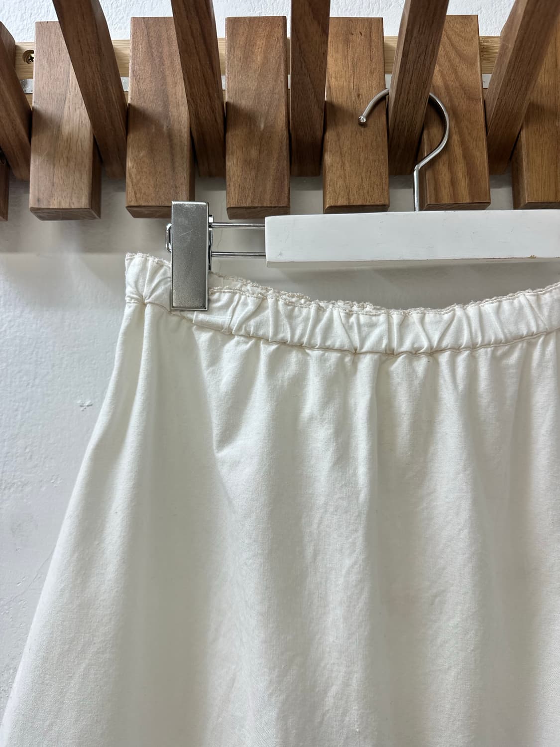 일본빈티지 코튼 핀턱 싸개버튼 플라워 레이스 자수 펀칭 디테일 스커트 상품이미지5