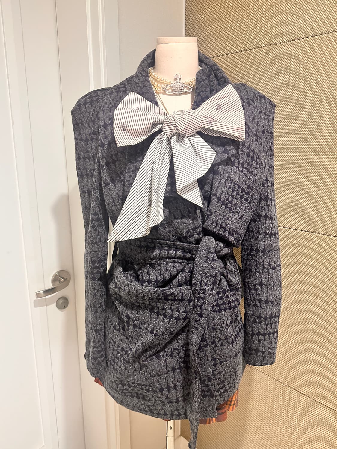 비비안웨스트우드 레드라벨 드레이핑 코트 상품이미지1