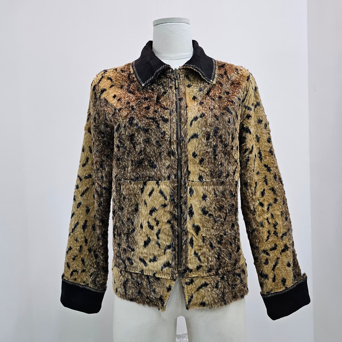 Calispia 리버시블 애니멀 퍼 집업 무스탕 자켓 상품이미지2