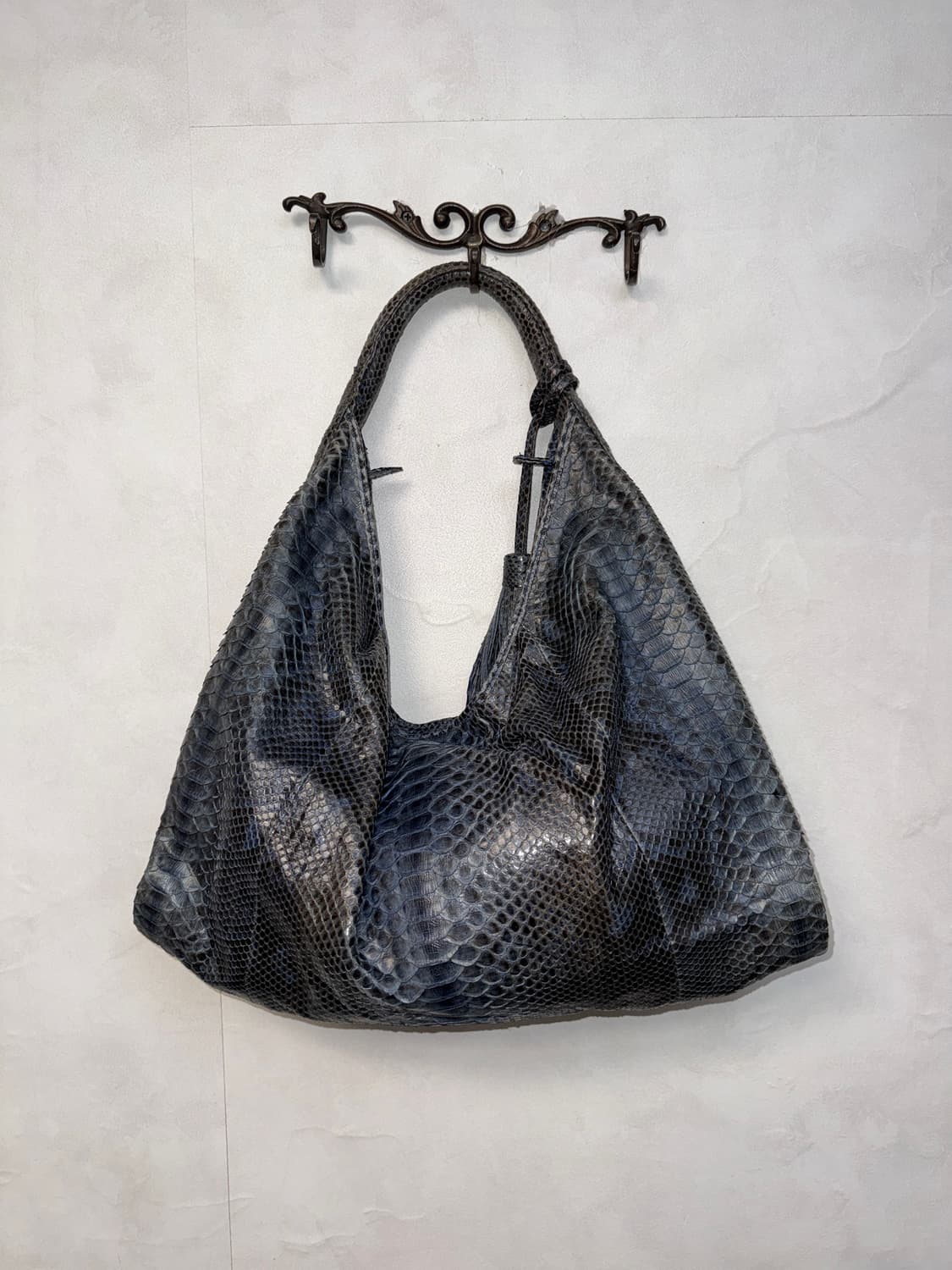 Ash navy python shopper bag 상품이미지4