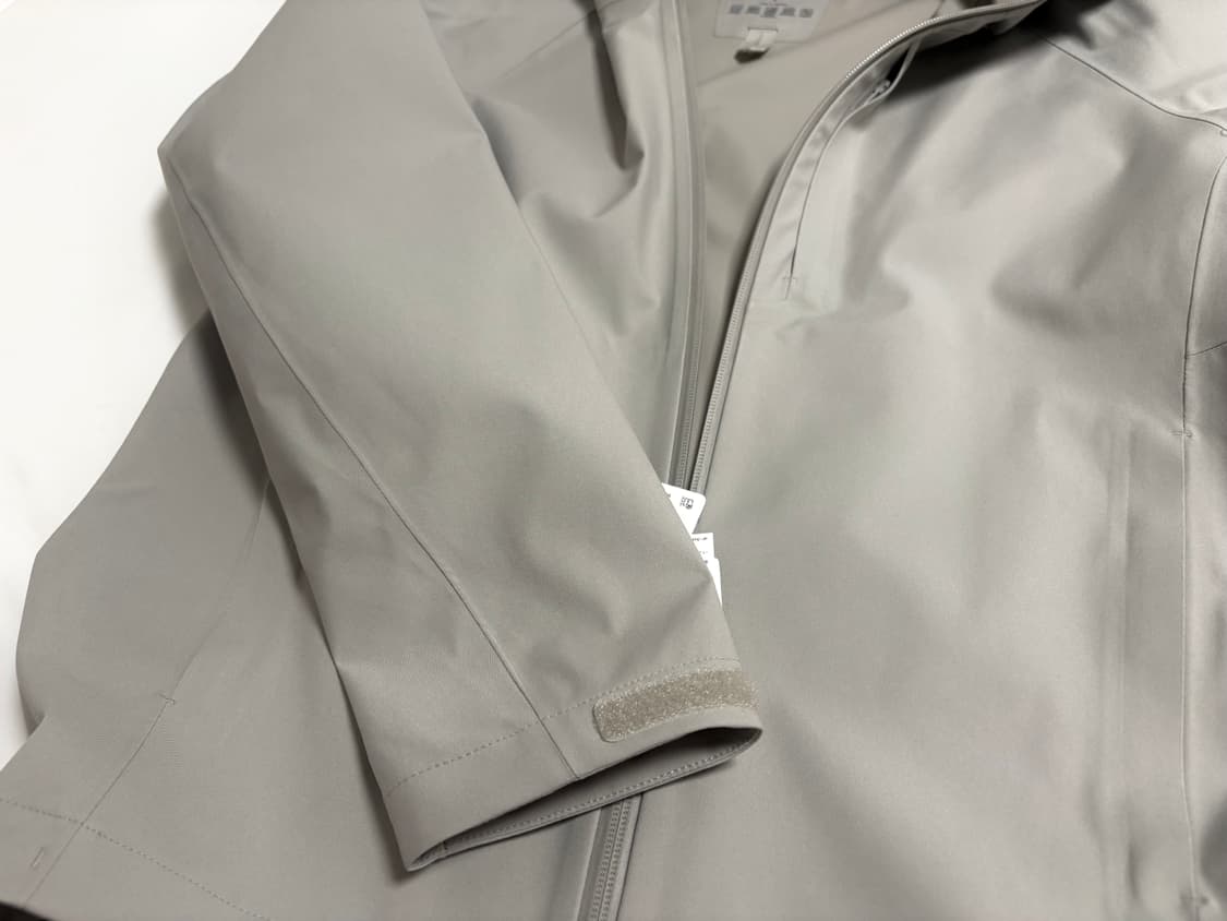 유니클로 블록테크 파카 3D 컷 s 02 light gray 그레이 상품이미지4