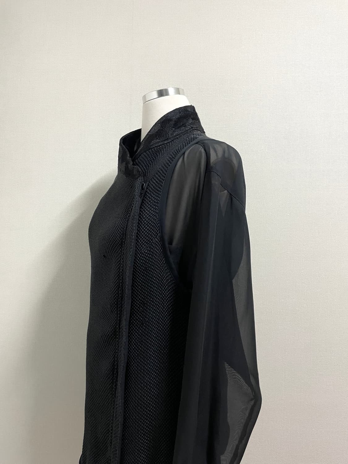 앤 드뮐미스터 매쉬 슬리브리스 집업 상품이미지5