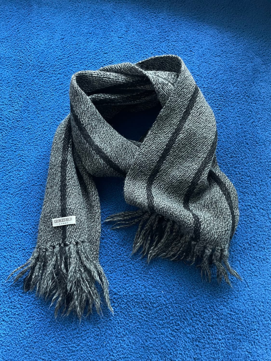 빈티지 헤어리 테슬 머플러 상품이미지1