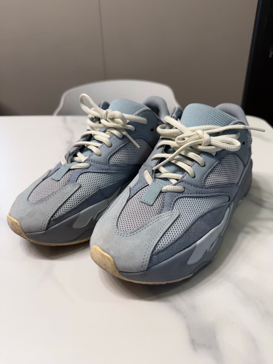 이지부스트 700 이너시아 250 정품 상품이미지4