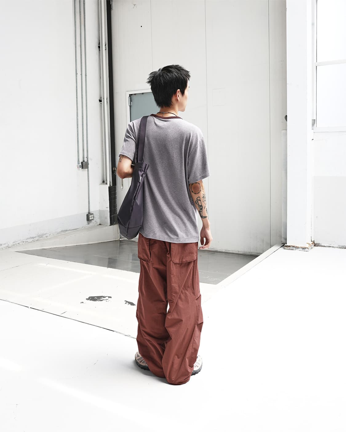 999humanity stripe half T 상품이미지3