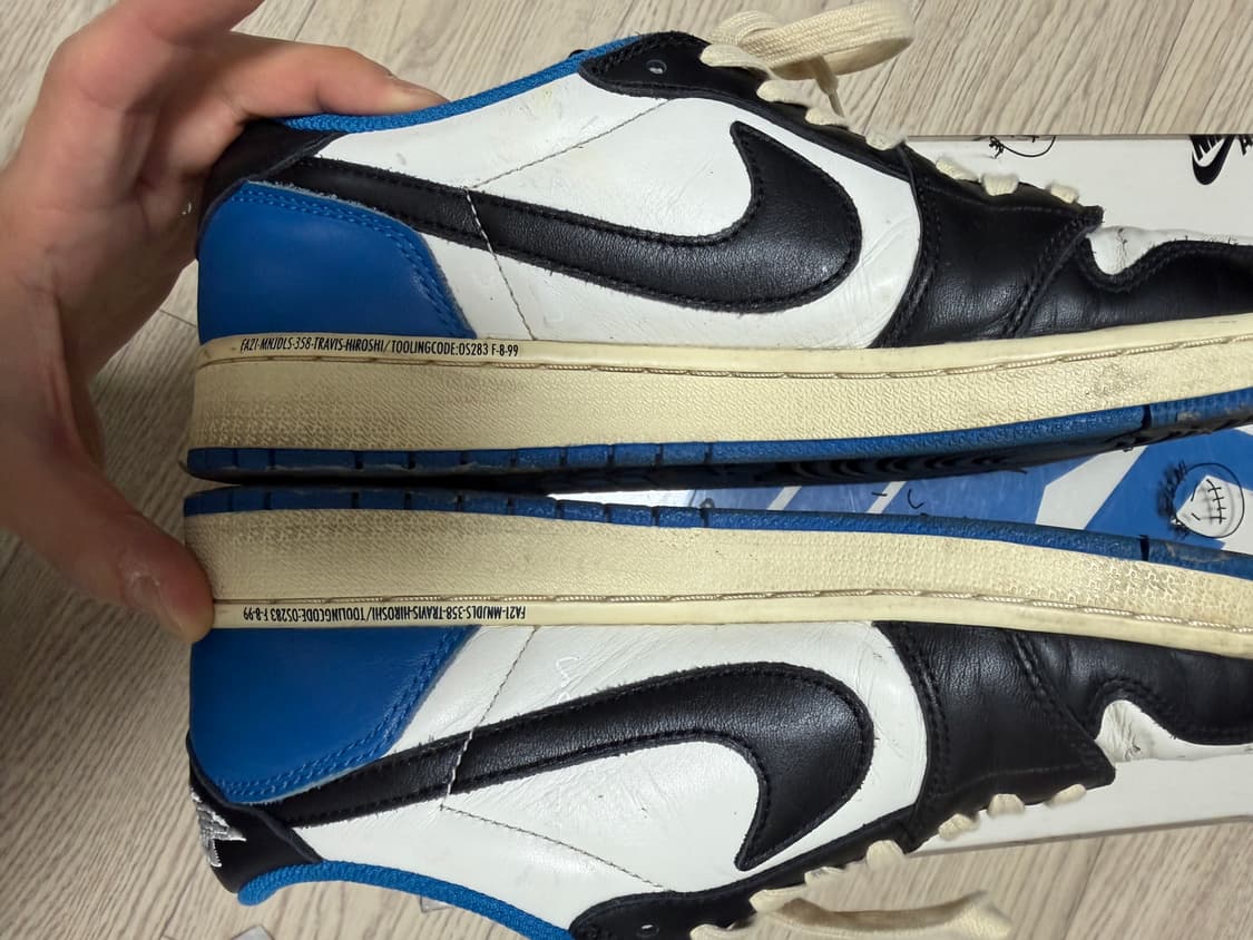 [275] 나이키 X 트래비스 스캇 조던 1 로우 프라그먼트 상품이미지3