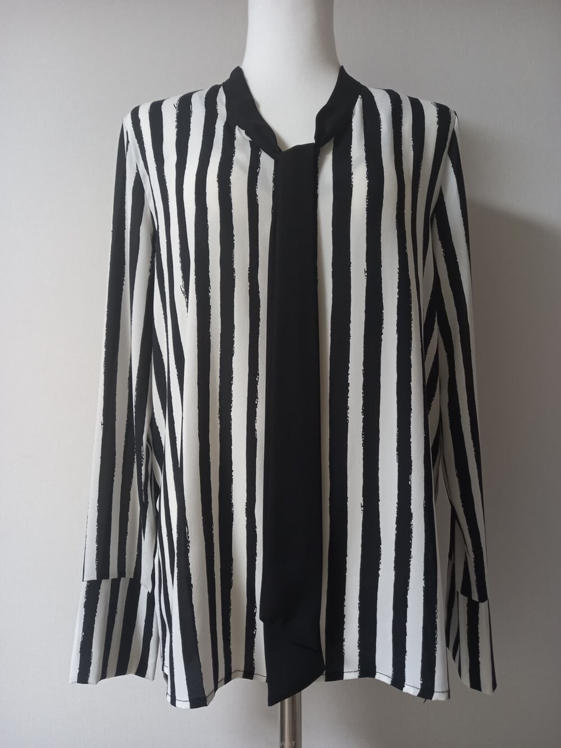 지고트 블라우스 상품이미지1