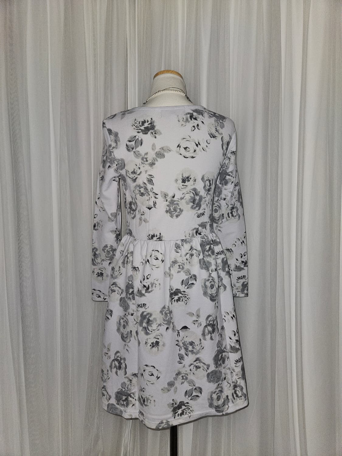 rope picnic 로즈 화이트 패턴 원피스 니혼진 공겜여주 히메갸루 상품이미지2