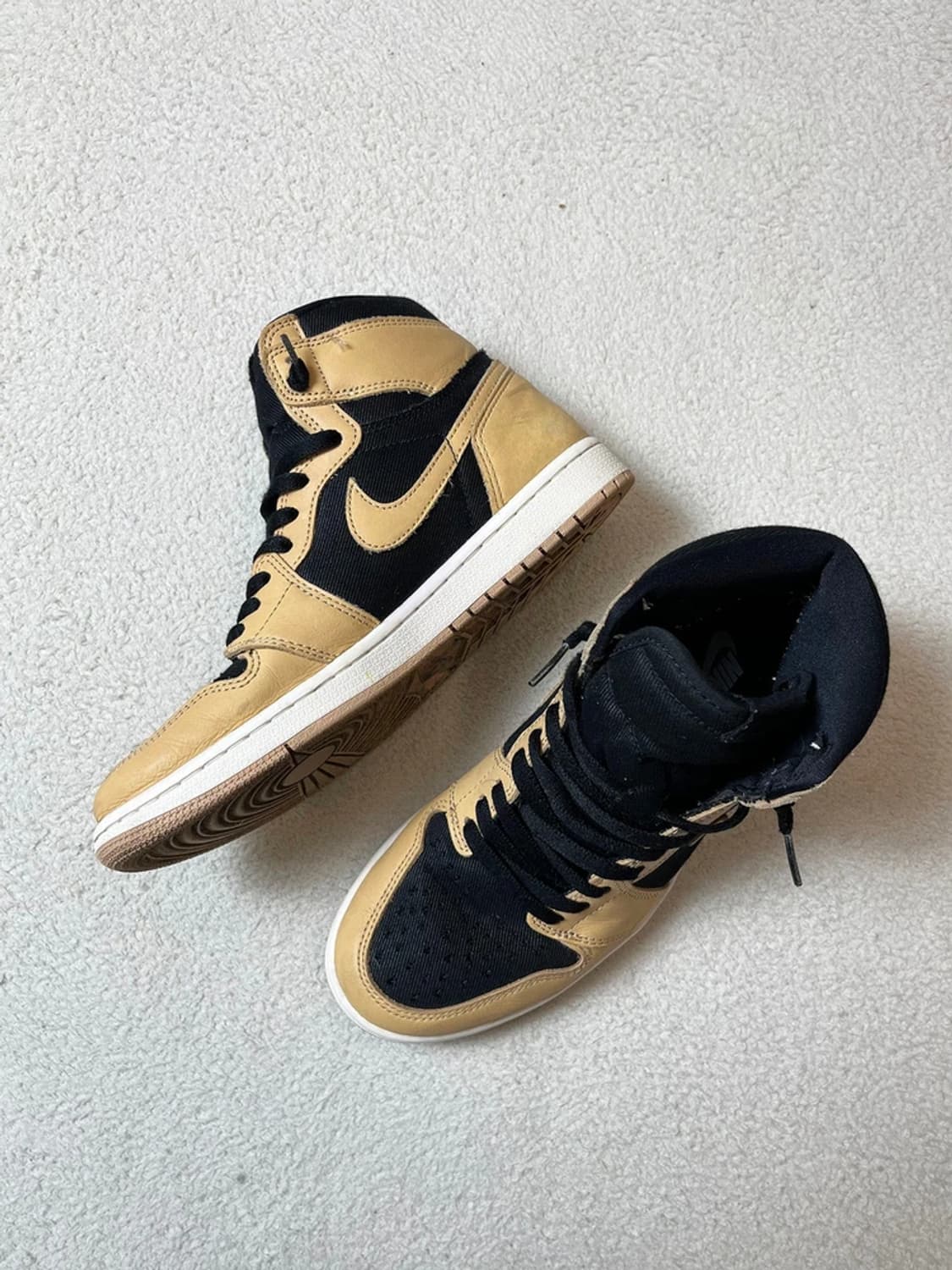 나이키 에어조던 1 하이 레트로 og 바체타 스니커즈 A1835 상품이미지2