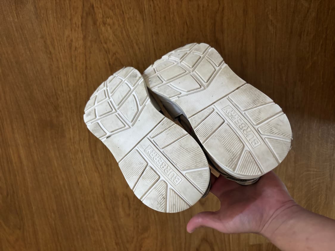 버버리 스니커즈 250 상품이미지5