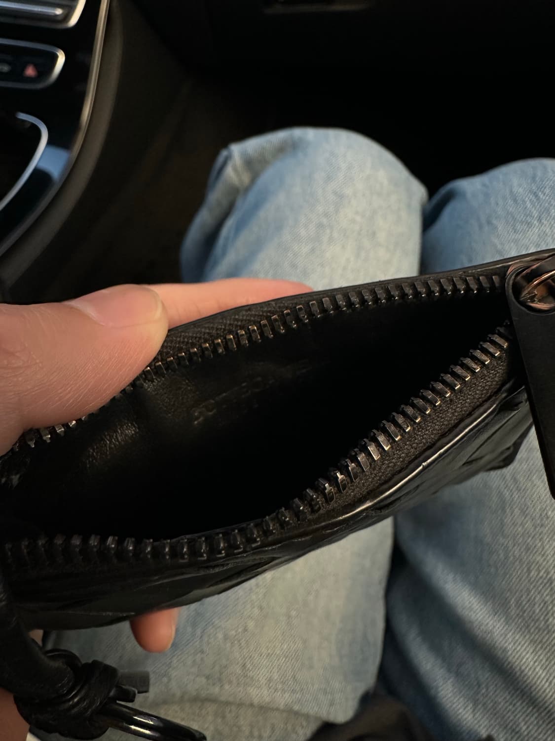 보테가 인트레치아토 키링 카드지갑 블랙 상품이미지3