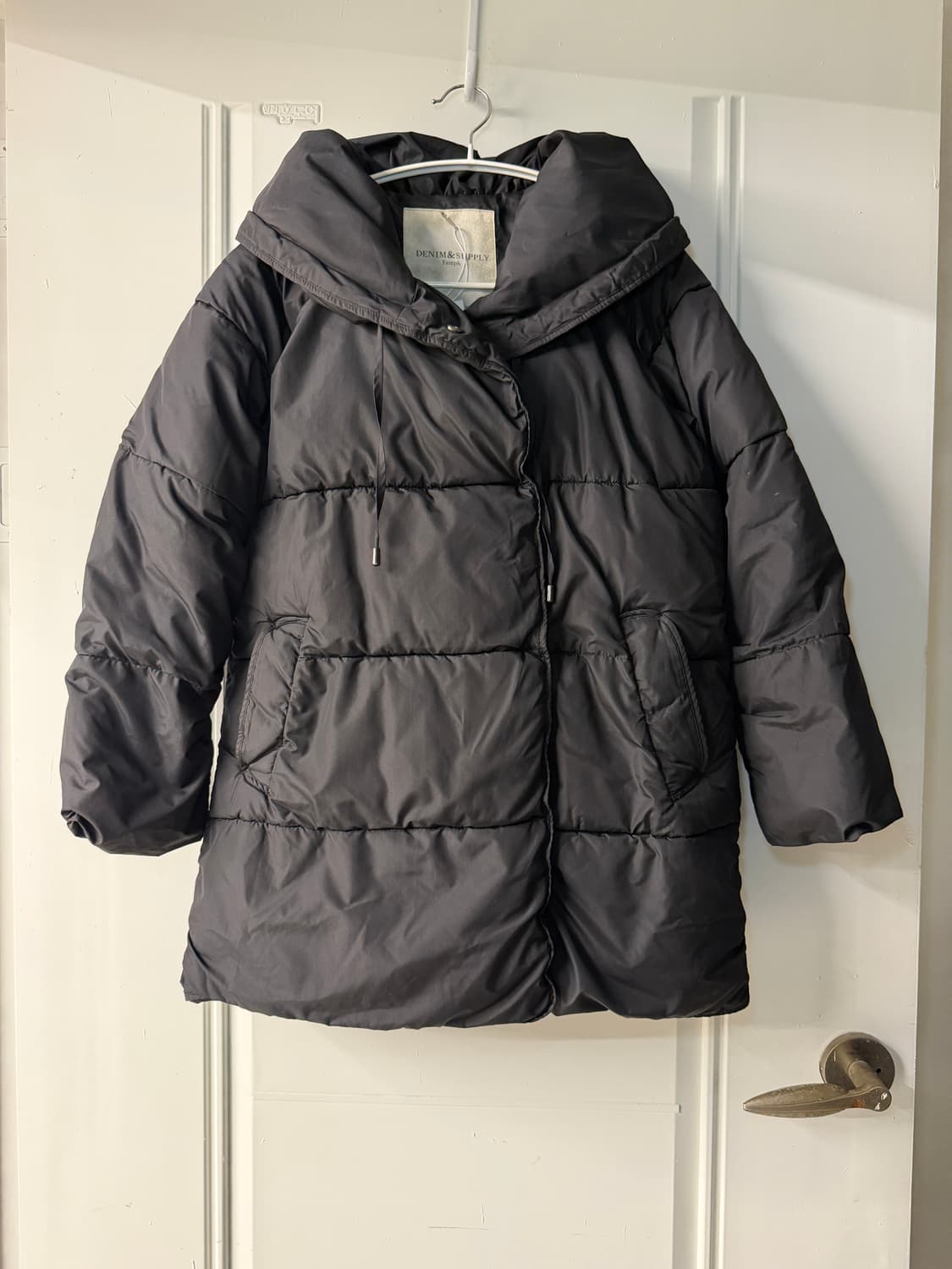 데님앤서플라이 블랙 푸퍼패딩 상품이미지5