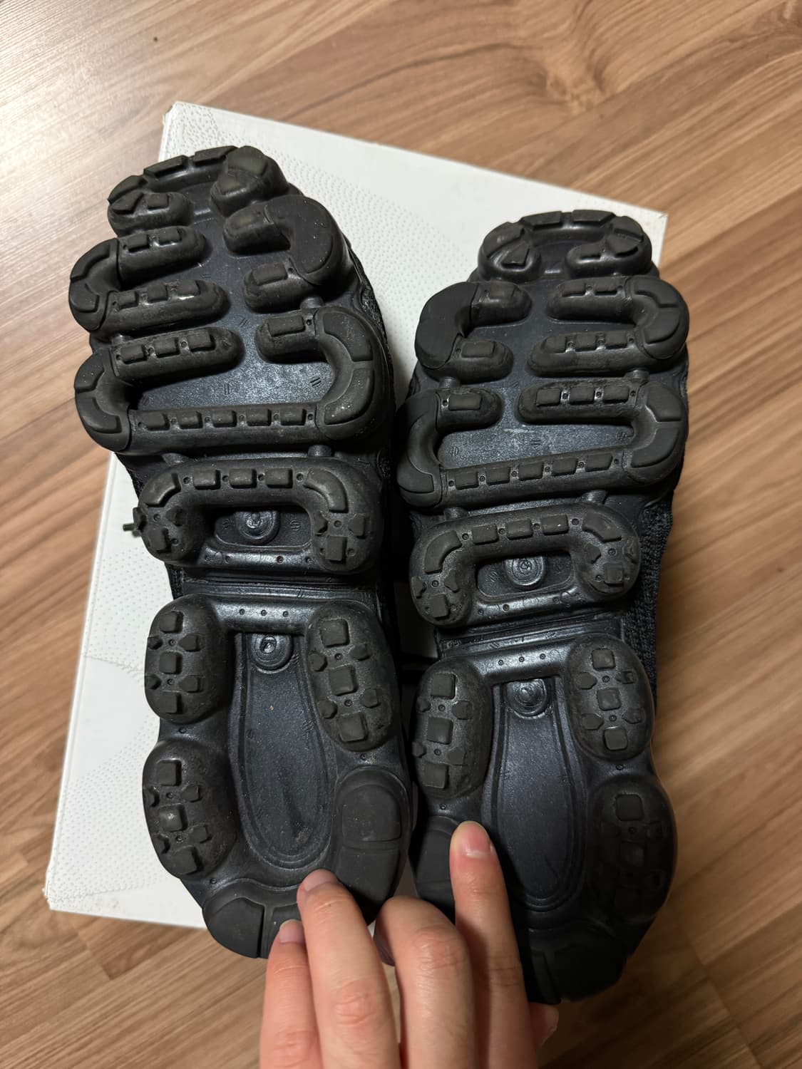 나이키 베이퍼맥스 플라이니트3 트리플블랙 상품이미지4