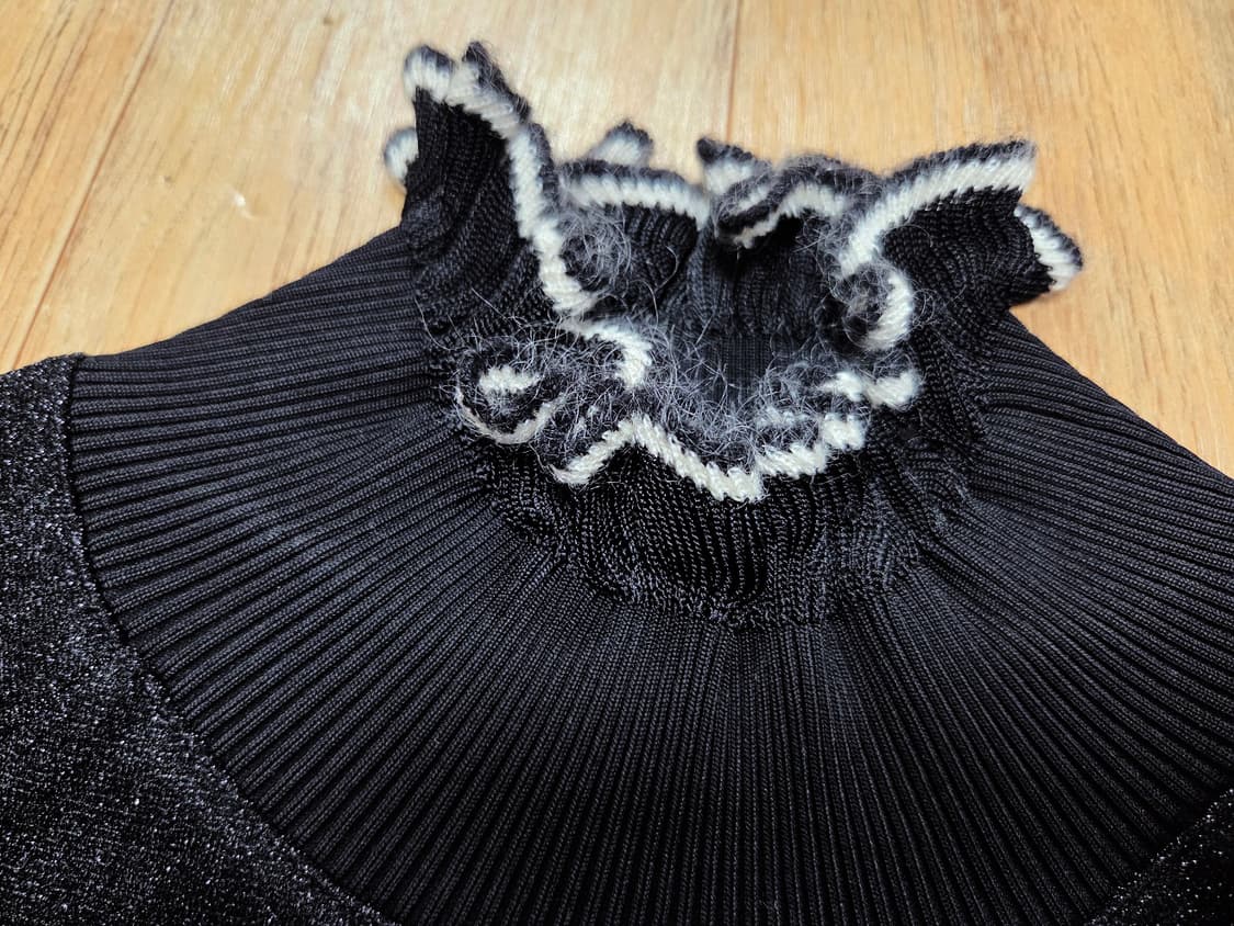 에센셜앤트워프(ESSENTIEL ANTWERP) 오리엔트 탑 프리사이즈 상품이미지3