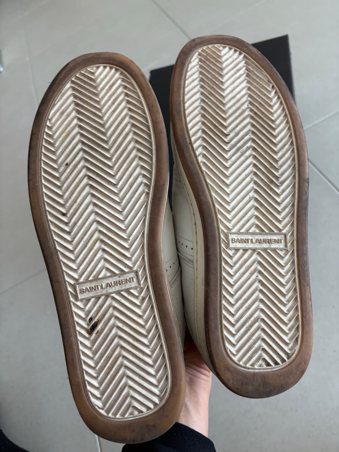 생로랑 스니커즈 상품이미지9