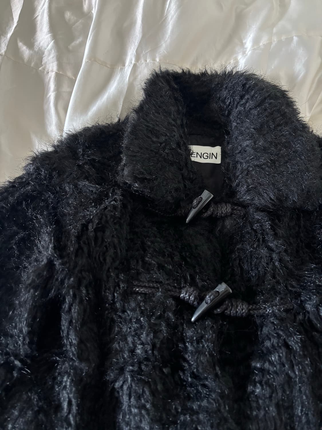 생긴스튜디오 님버스 토글 퍼 코트 상품이미지2