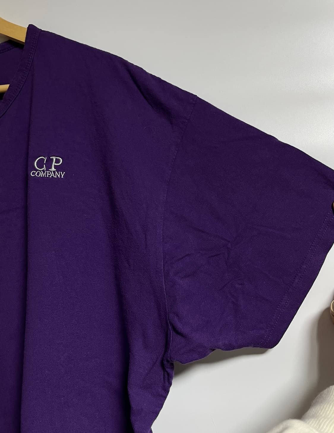 CP컴퍼니 오버핏 퍼플 헨리넥 반팔 티셔츠 3XL 상품이미지2