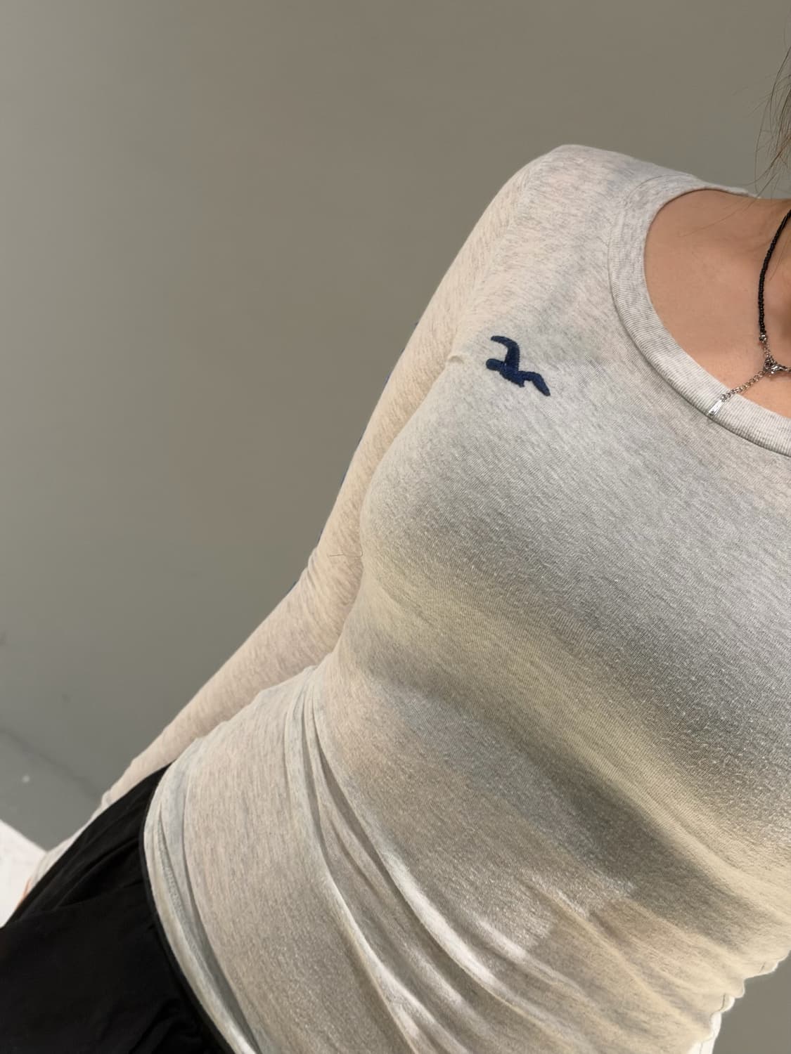 Hollister arm lettering long sleeve 상품이미지3