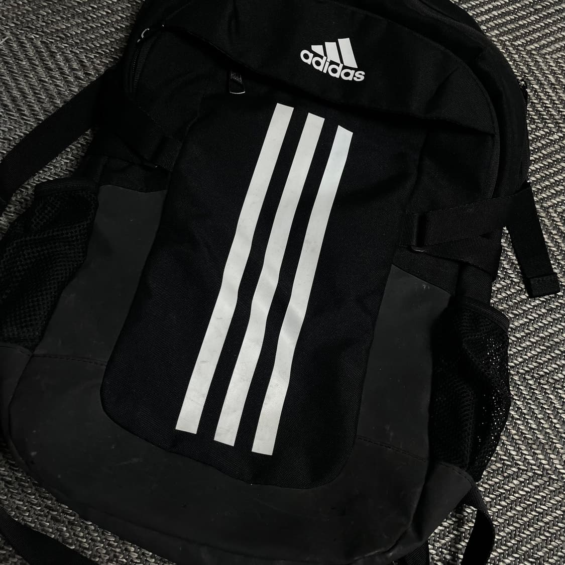 아디다스 삼선 스트라이프 디테일 백팩 블랙o 5338 상품이미지2