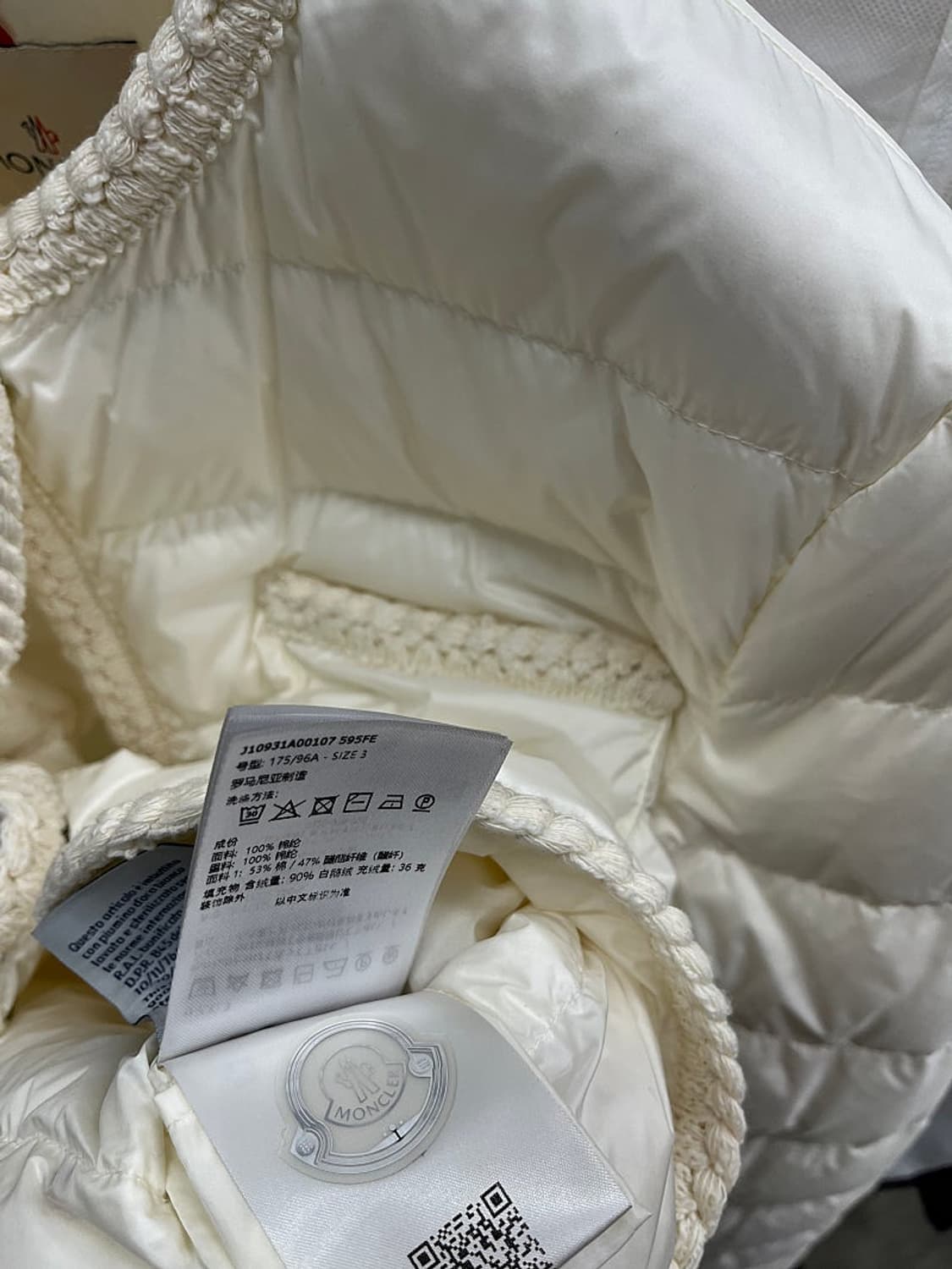 여) 몽클레어 경량 숏패딩  상품이미지7