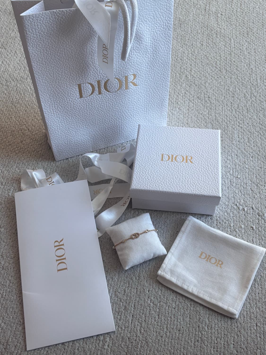 디올 클레어디룬 팔찌[풀박.선물용]  상품이미지2