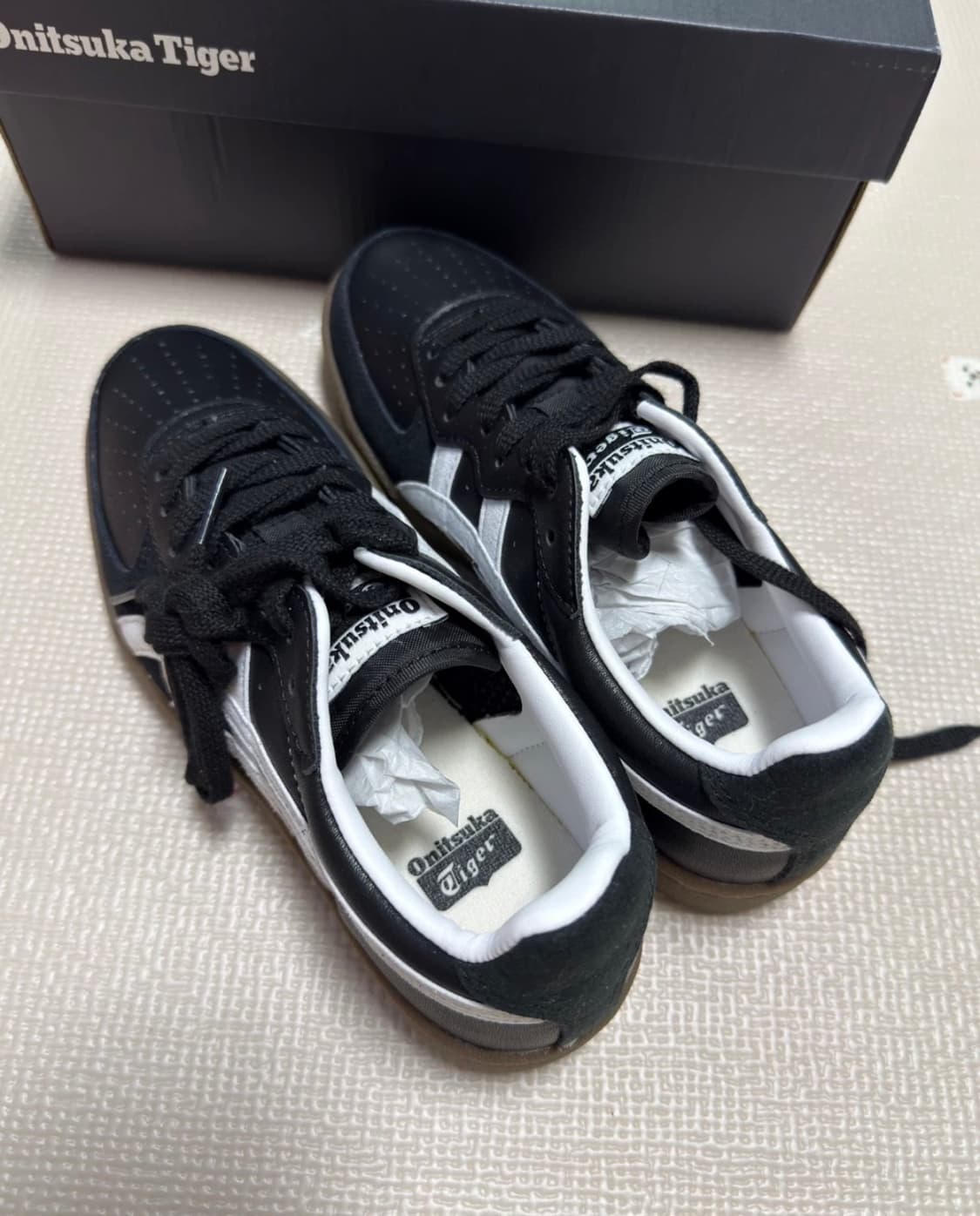 정품 오니츠카타이거 GSM 블랙 225 새상품 202,000➡️80,00 상품이미지4