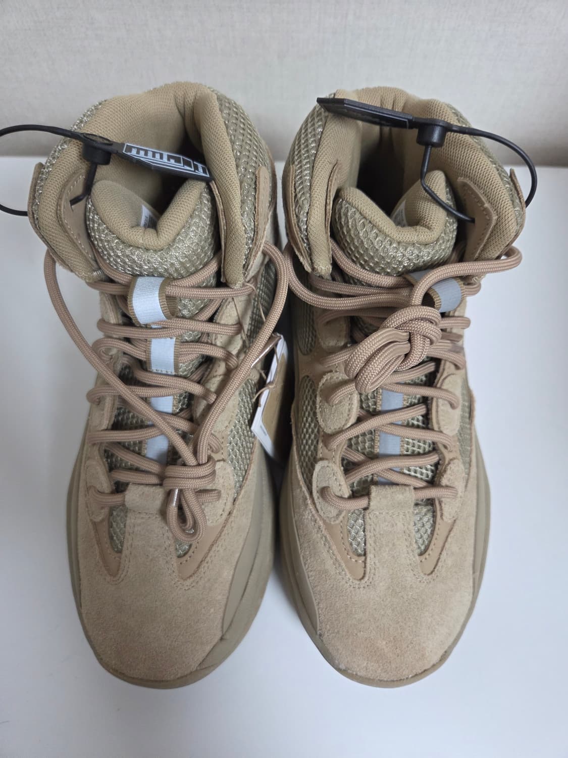 아디다스 이지 데저트 부츠 락 275 사이즈 상품이미지1