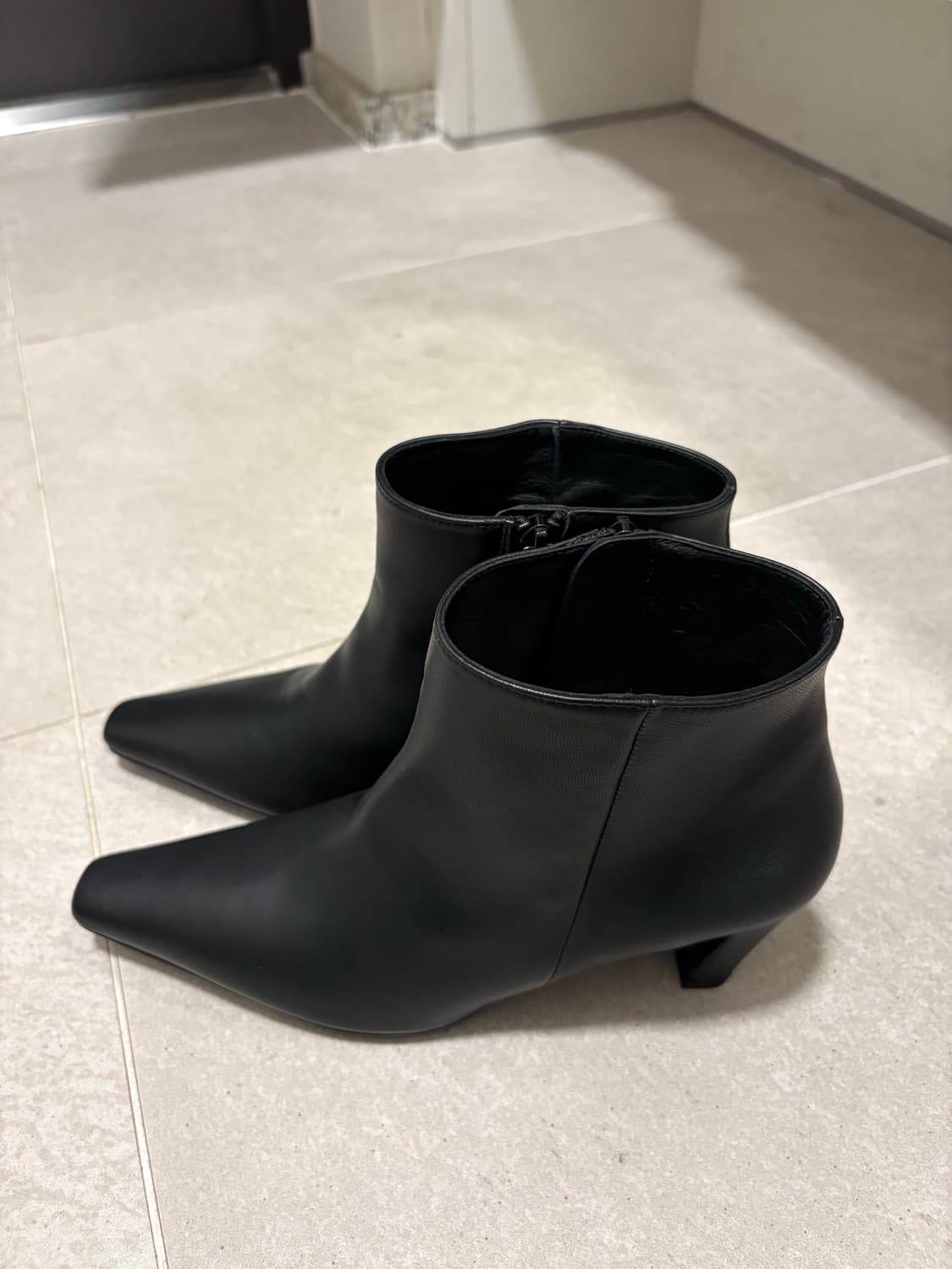 flattered 플래터드 앵클 힐 부츠 37사이즈 상품이미지2