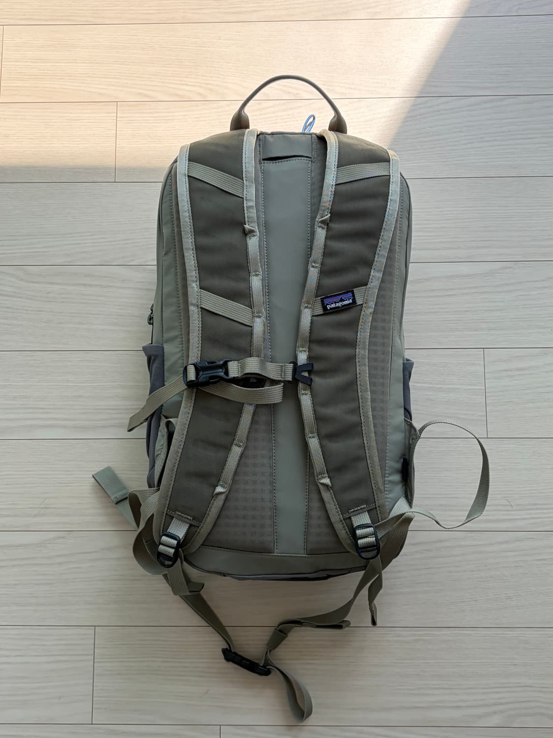 patagonia 파타고니아 트레비아 백팩 14L (리버락그린 컬러) 상품이미지3