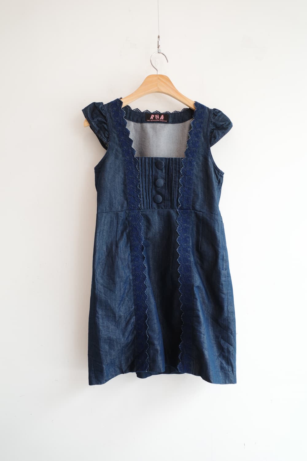 RNA 일본 브랜드 데님 슬리브리스 탑  상품이미지1