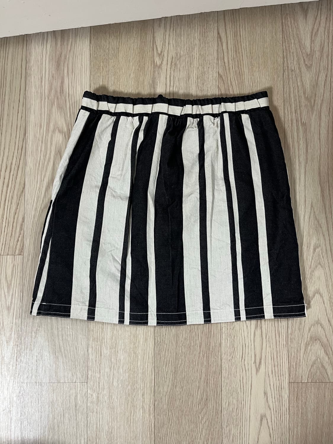 아크네스튜디오 스트라이프 치마 상품이미지2