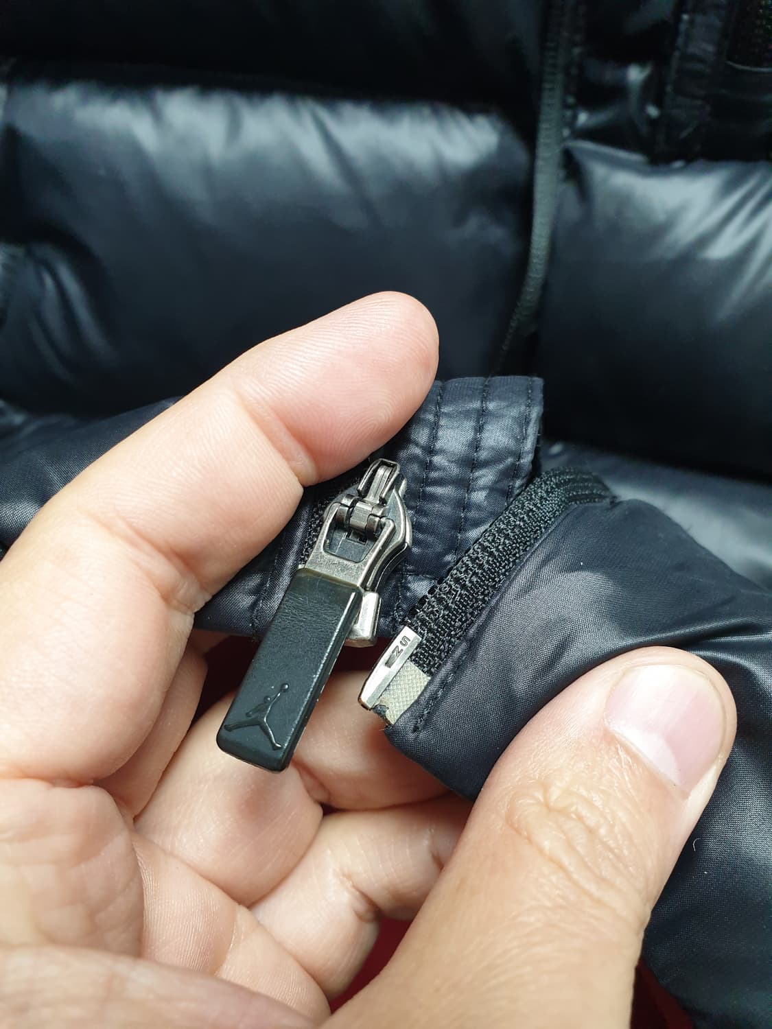 [m/100] 나이키 조던 푸퍼패딩 조끼 블랙 상품이미지5