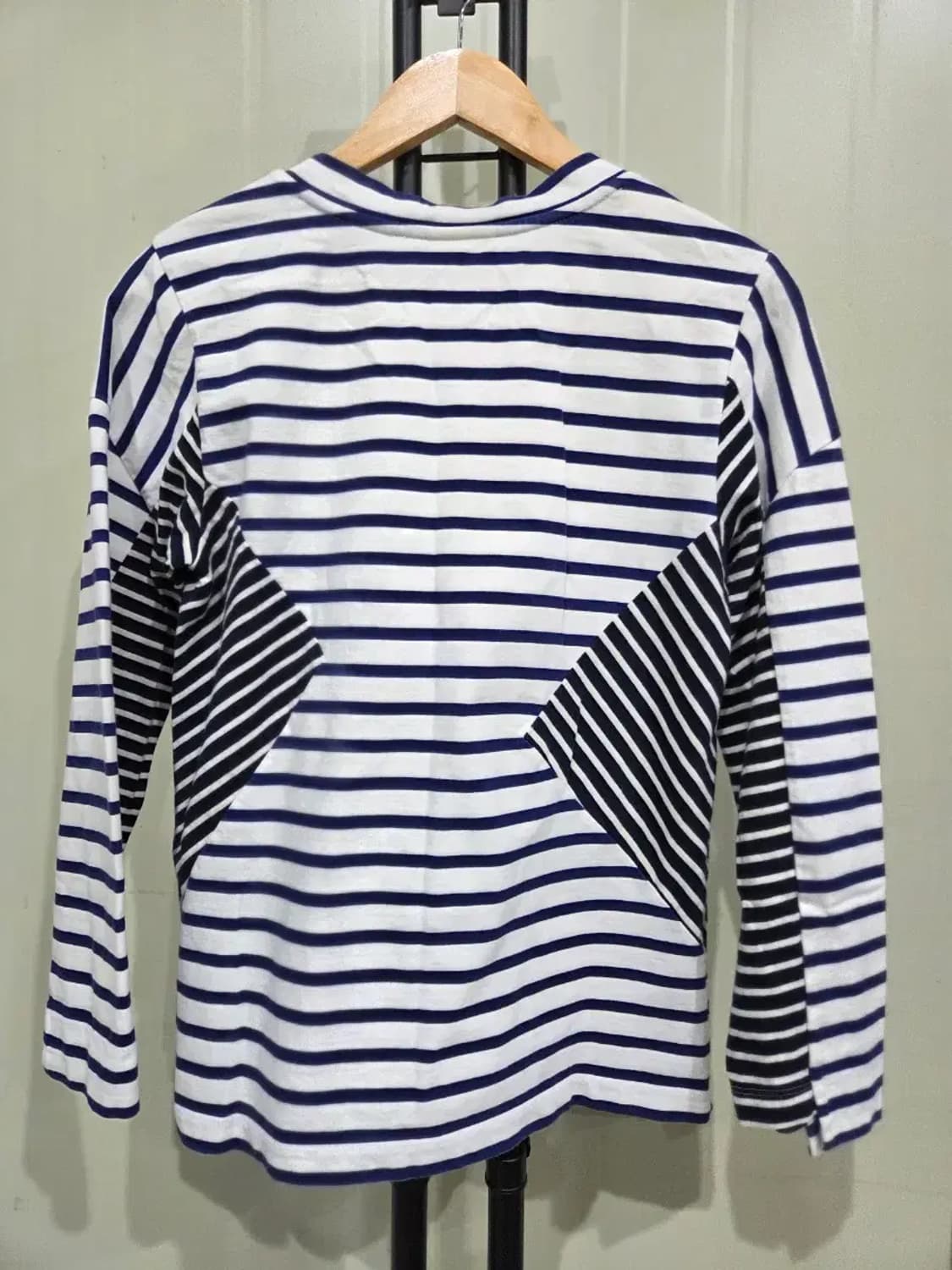 럭키슈에뜨 여성 스트라이프 긴팔 티셔츠 S 상품이미지3