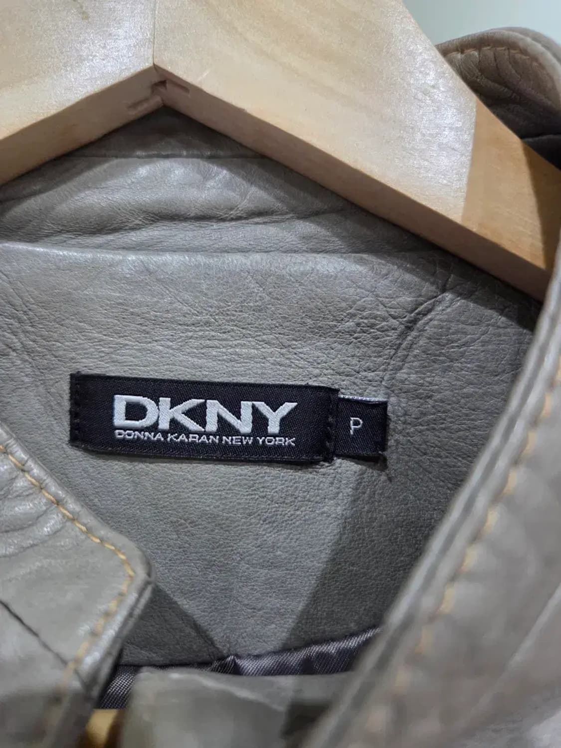 DKNY 여성 양가죽 라이더 자켓 55사이즈 상품이미지2